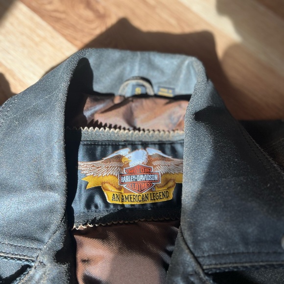 Harley Davidson Distressed Leather Jacket - Picture 3 of 5